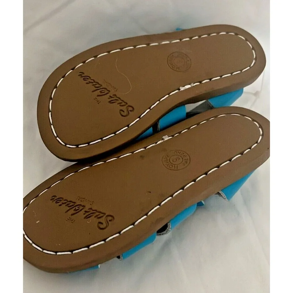 Salt Water Sandals Original Patent Leather Turquoise Little girl Size US 10